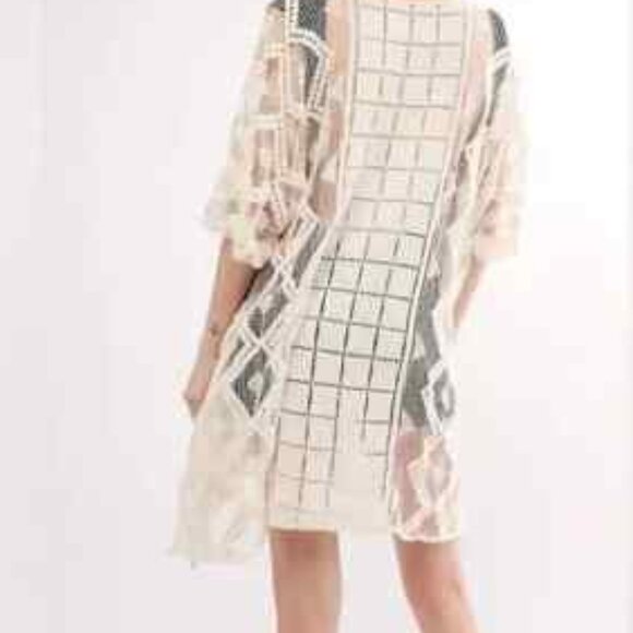 new FREE PEOPLE X SUNSHINE CROCHET kaftan cover up one size - Picture 2 of 4